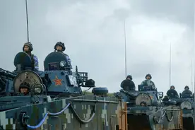 首波次5万兵力，海军陆战队扩编，解放军跨海登陆能力有保证图片