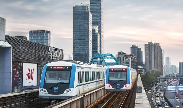 配电房无功补偿装置优化：提升功率因数的实用策略