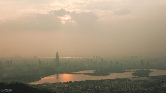 南京最值得去的10个免费景点推荐，不花一分钱玩转金陵城！快码住