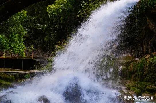 多彩贵州自驾游之荔波小七孔:山水秘境中的翡翠画卷