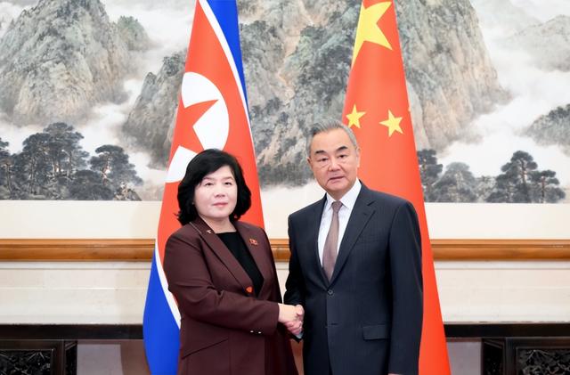 朝外长月内两度访华，身负一项重任，朝鲜这场盛会，需要中国撑场