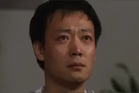 朱媛媛去世后，在福建火化，辛柏青和爸爸妈妈非常难过。图片