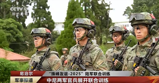 解放军还在尼泊尔，国际机场停摆，尼总理登机逃亡，9国踩下刹车