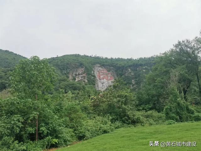 登山揽胜、环湖骑行、品尝螃蟹 前方到站！大美黄石后花园