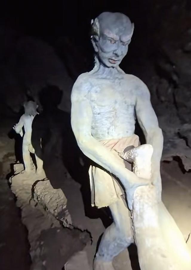青城山奇怪洞穴住满“妖魔鬼怪”！内部犹如地狱，太恐怖了吧！