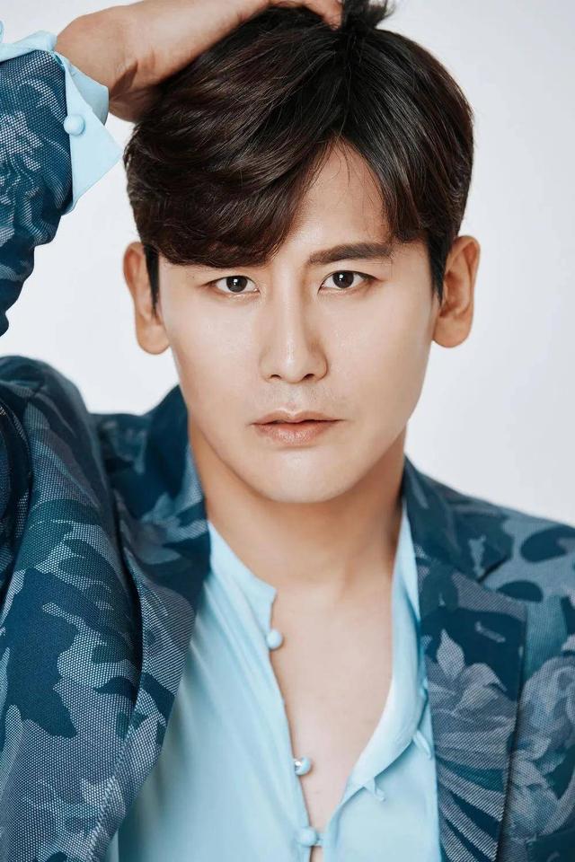 于晓光也没想到，韩国总统访华仅3天，46岁秋瓷炫竟意外火出圈