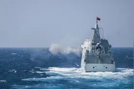 055是唯一能压制美军的战舰：可惜数量太少，局势紧张仍需28艘图片