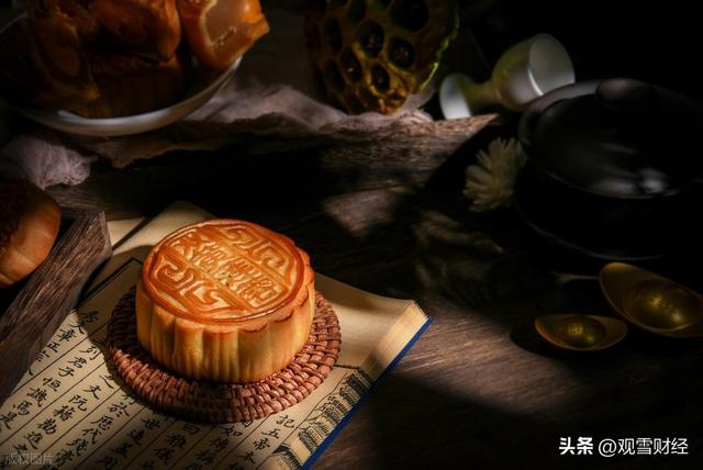 花大价钱买的“名牌月饼”，可能和邻居送的来自同一条生产线