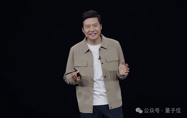 小米17 4499开卖，首发五代骁龙8！雷军：500亿砸自研芯片