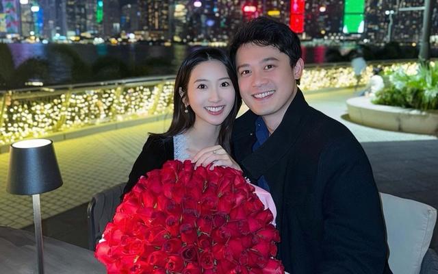 恭喜！香港人气女星宣布生女，狠甩前男友，未婚先孕如愿嫁入豪门