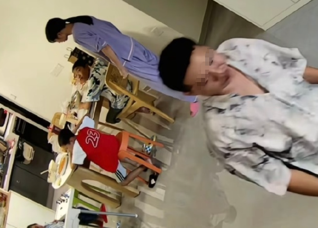 鸡蛋男愿净身出户！道歉书最后一句是重点，女方想脱身怕是很难
