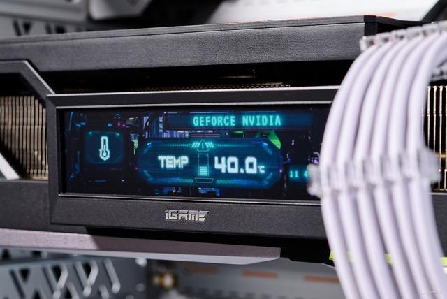 iGame RTX 5090 D v2火神显卡评测：凌厉方正硬汉！性能依旧能打！