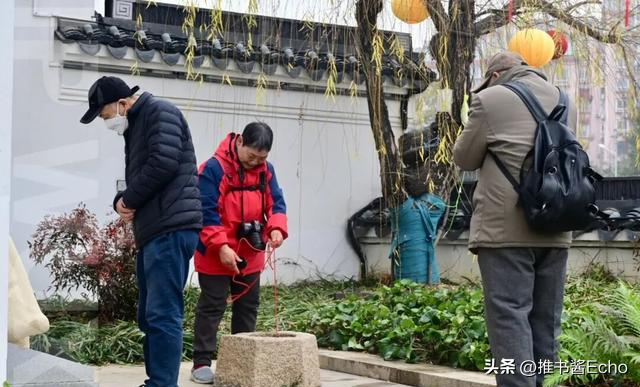 爆满！今天无锡这里排起长队