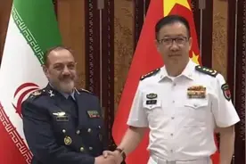 以伊一仗把伊朗打醒了，准备买爆中国歼-10C，特朗普送上助攻？图片