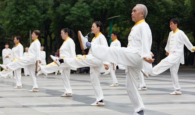 太极拳没那么“神奇”修身养性才是真 肺腑之言给自学初学的建议