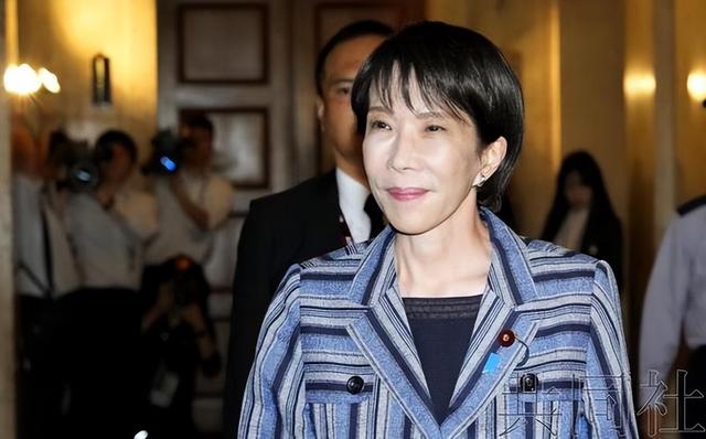 高市早苗对华正式“宣战”！马克龙转头背叛日本，特朗普告示全球