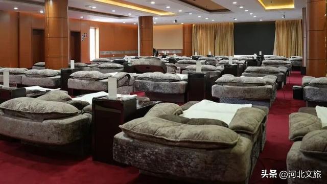 赏丹霞、沐温泉！承德唐家湾这处温泉，承包你秋日的双倍快乐