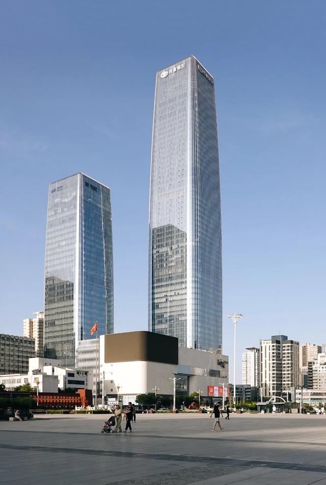 兰州人厉害了!比“国芳百货”更好的商场,在兰州出现了!