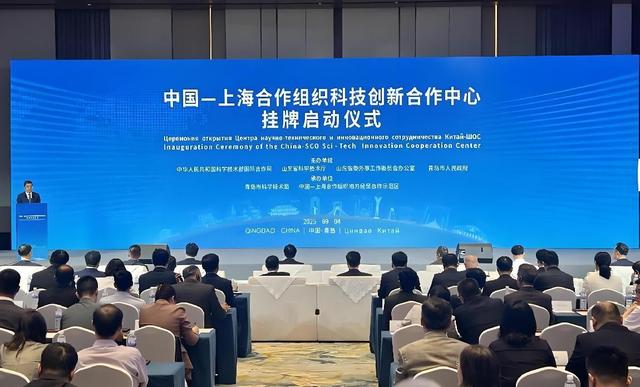 日本又拿了两座诺奖，中国年砸万亿科研费,为何还在陪跑?