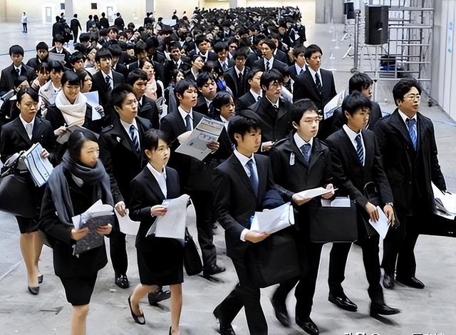 十年内第三位！日本科学家又拿诺奖，岛国能拿这么多为啥我们不行