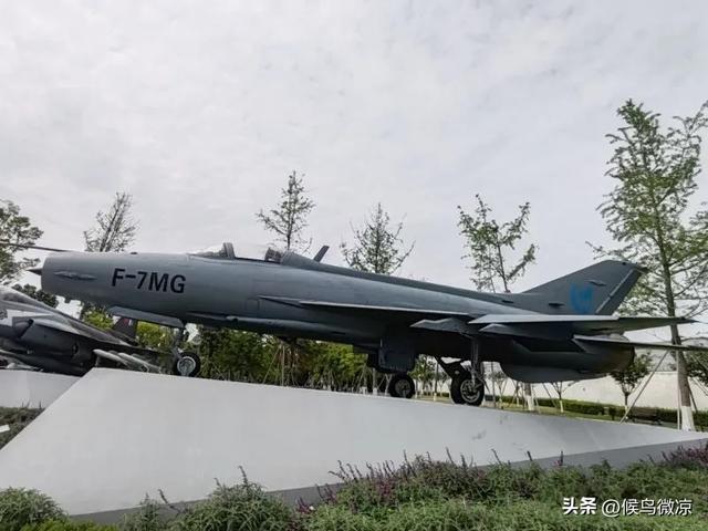 漫步成飞公园：领略航空魅力