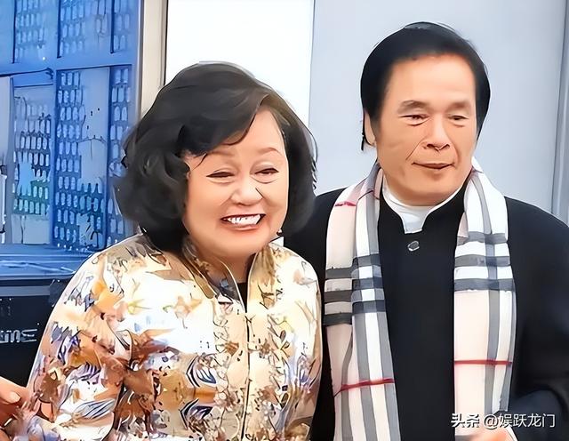 每个月给六个老婆一人七万！71岁的他又艳遇小20岁的妻子！