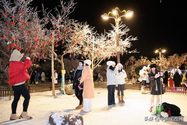 庐山雪景分外妖娆