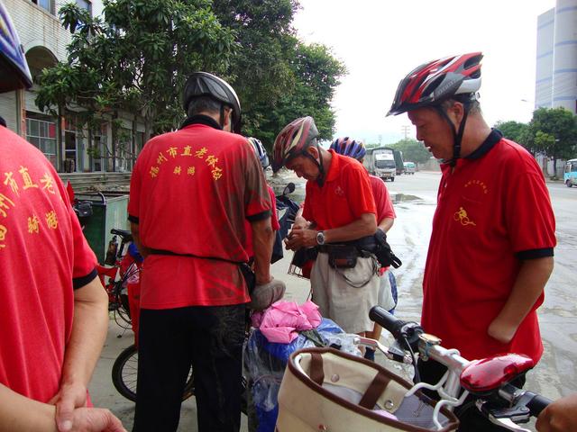五十岁的我踏上新旅程 首骑单车(一)2010.9.23---26