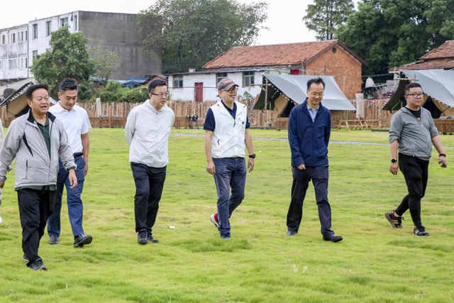 【名家大咖打卡东湖】漫步东湖 在文艺与生态间寻找城市诗意