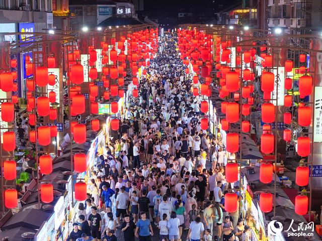 行进中国｜古今交融添新韵 暑期文旅势头劲