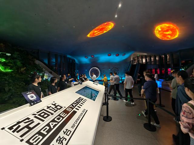 穿越《三体》宇宙：上海奉贤在水一方科幻馆的一场未来幻梦