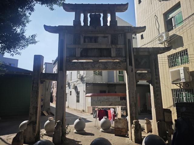 同安石浔庄氏孝节坊