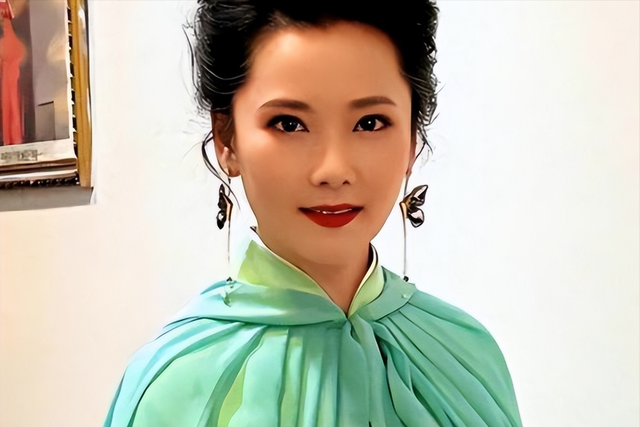 因长相太美曾无人敢追，父亲为她终身不娶，她的魅力究竟有多大？