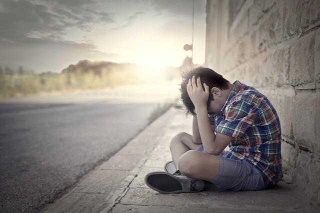 87年，去同学家玩，他姐姐把我拉进房间，教我玩“俄罗斯方块”