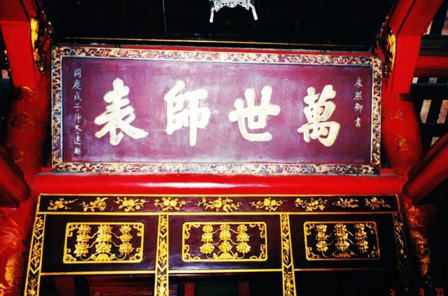 走进越南河内文庙-国子监