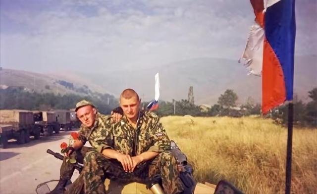 卖国求荣！为讨美国欢心将总统送进大牢，如今结局大快人心