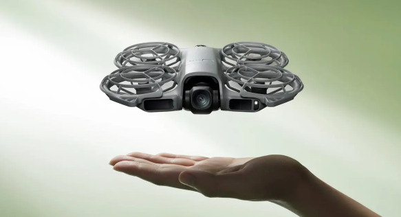 最懂生活的年轻人，爱上了大疆的「赛博飞宠」