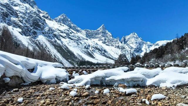 热度持续攀升！毕棚沟2025年度接待游客突破1200000！