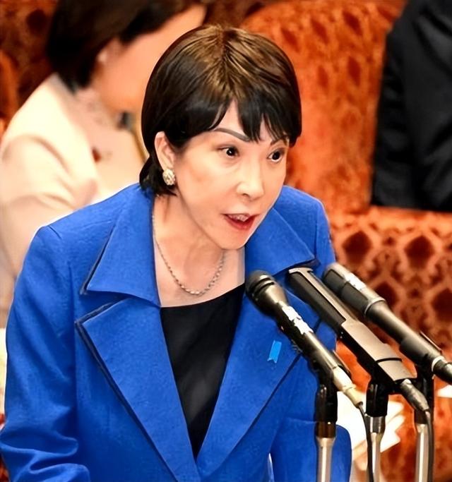 麻生太郎不装了，彻底撕下伪装，日本亮明底线：日本要对抗到底