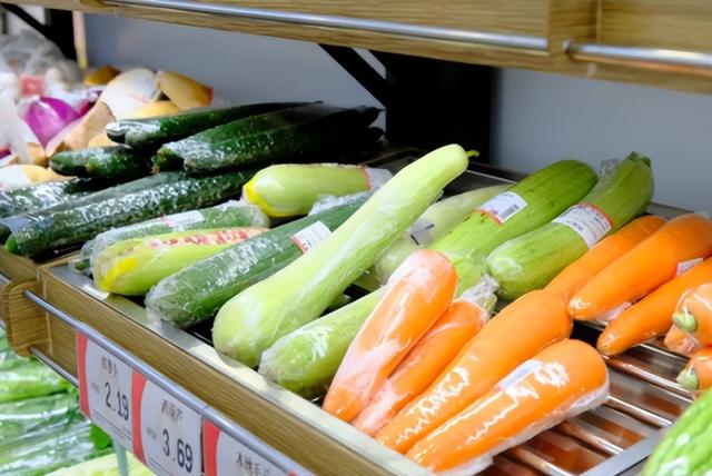 钱大妈加盟店：新鲜直送的温度里，藏着三餐的烟火诗