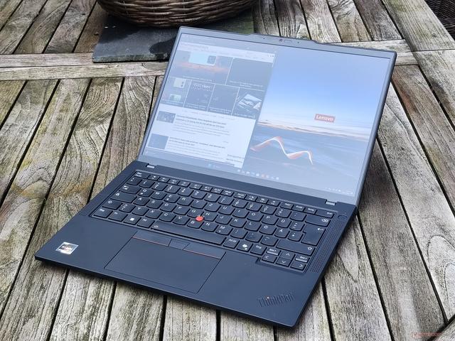 鸮点均衡：ThinkPad T14s AI 2024 锐龙版评测