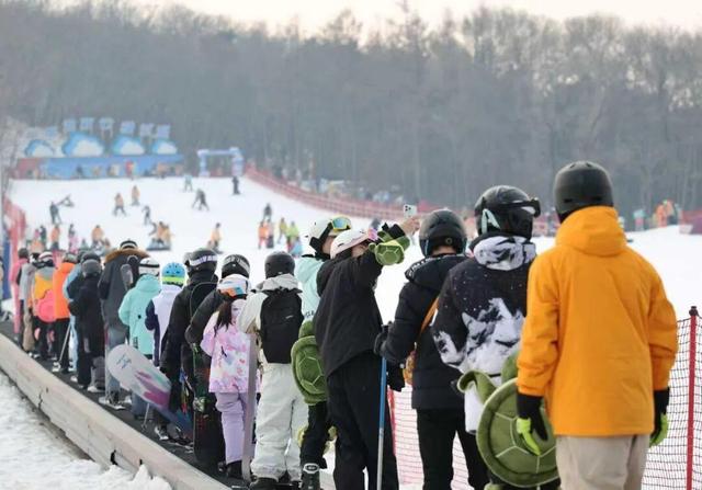 沈阳市荣获2026年冰雪旅游十佳城市——冰雪旅游“宠客之城”的荣耀与盛情邀约