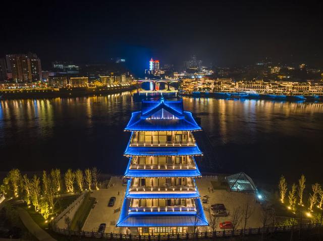 在湖南洪江古商城邂逅“灯火绘就的诗画中国”
