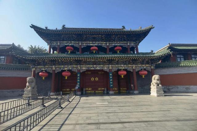 这国人口576万，有400万人是中国名将后代，与我国关系友好