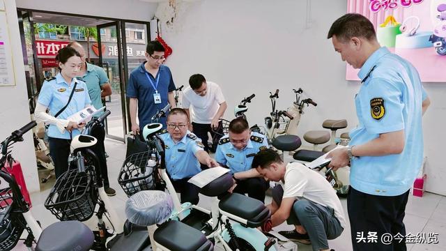 电驴涨价大几百块：别光顾着骂商家！新国标背后，你的命比钱更贵