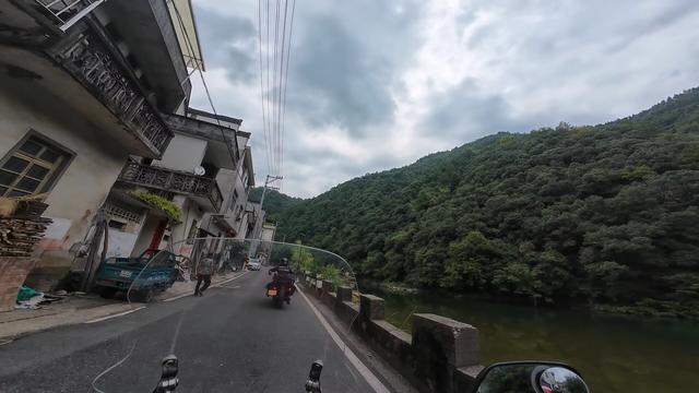 皖浙摩旅二人转——磻溪村篇