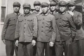 军旅回眸25——班长这个“兵头将尾”有多重要？在70年代尤其突出图片