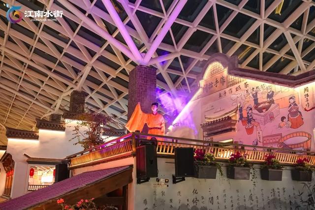 12月6日,银川江南水街正式开街迎客!