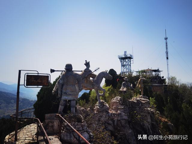 没想到在济南四门塔对面山顶上隐藏着唐僧师徒四人，知道是哪里吗