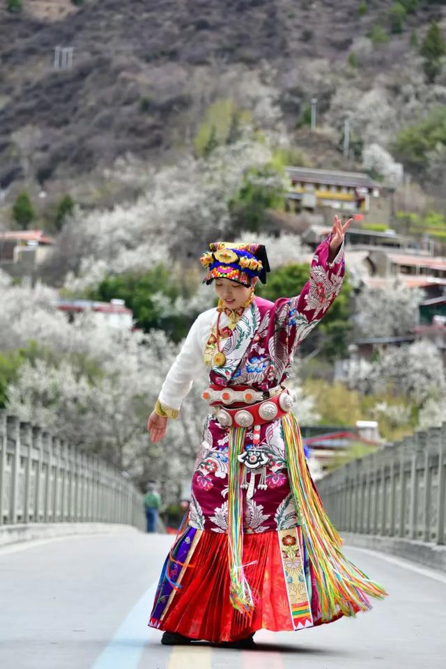 西藏风光不如川西?15天深度拍摄后发现